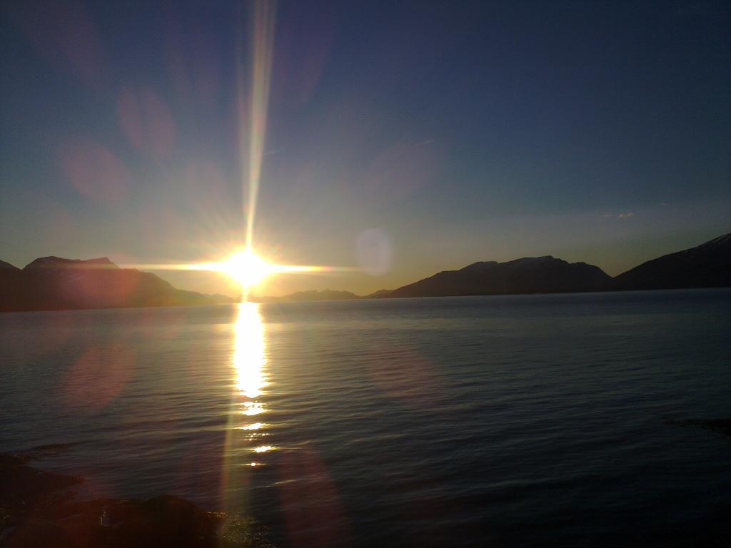 Lyngen Apartments Lyngseidet Zewnętrze zdjęcie