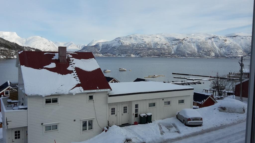 Lyngen Apartments Lyngseidet Pokój zdjęcie